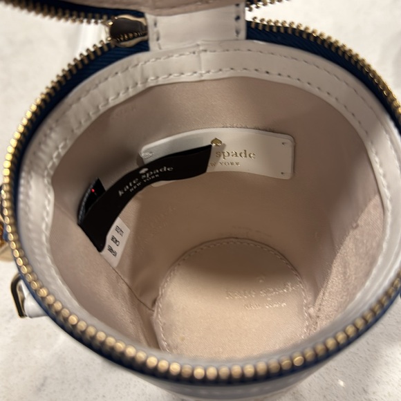 KATE SPADE LEATHER NOVETY PETITE BAG - Picture 5 of 6